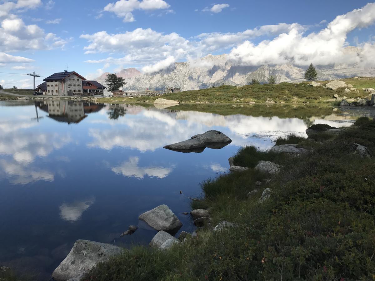 Rifugio Viviani Pradalago Hotel Madonna di Campiglio Exterior photo